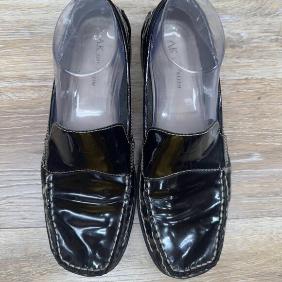 Anne Klein Mean To Be Black Patent Leather Loafers Women's Size 8.5 - Picture 2 of 7